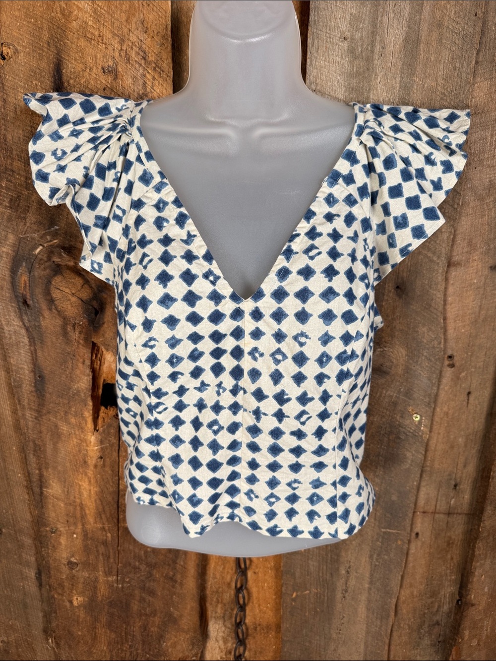 Madewell Cream Cropped Top with Navy Diamond Print and Flutter Sleeves